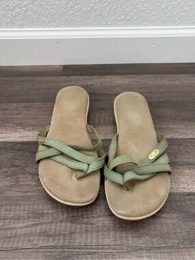 G.H. Bass & Co. Olive Green Cross-Strap Slide Sandals